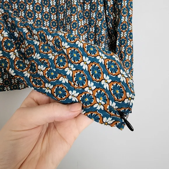 Zara Longsleeve Blouse Shirt Blue Tan Pattern - Picture 2 of 10